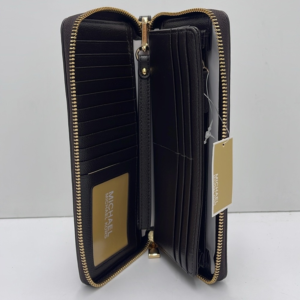Michael Kors JST Lg Leather Continental Wallet Wristlet Phone Holder 
Chocolate - Picture 13 of 16